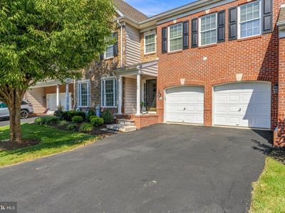 811 Bridle Path