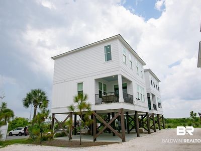 588 E Beach Blvd Lot D