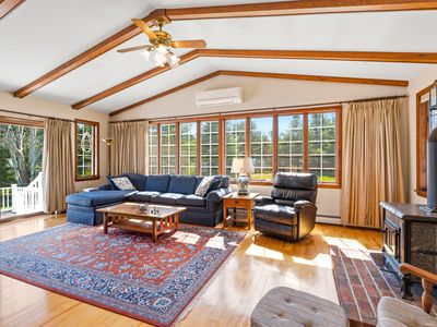85 Longmeadow Drive