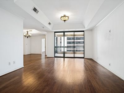 5909 Luther Ln APT 1202