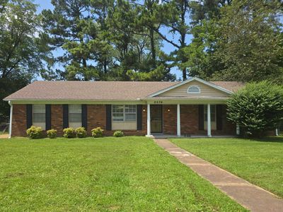 2574 Saint Elmo Ave