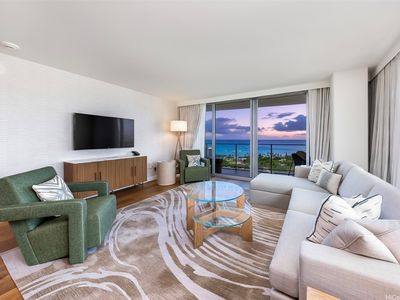 383 Kalaimoku St #E2801