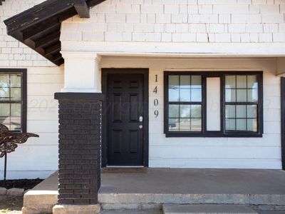 1409 W Interstate Highway 40