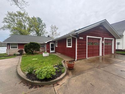 14415 Lawrence Lake Dr