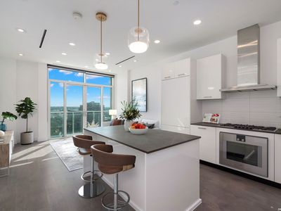 123 Lexington Ave #1303
