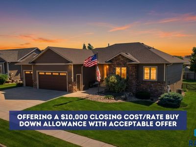 2405 S Durango Cir