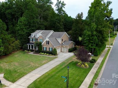 7404 Solitude Ct