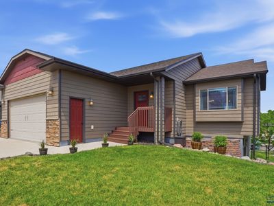 6768 Cambridge Ct