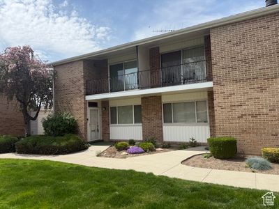 843 E Three Fountains Dr UNIT 256