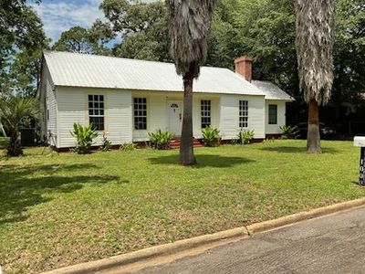 Property at 1000 Palmetto St, Bainbridge, GA