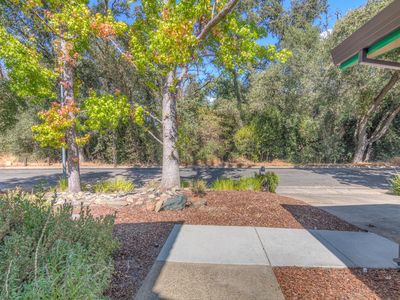 8225 Foxfire Dr