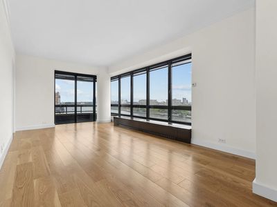 530 E 76th St APT 10G