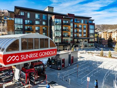 2431 High Mountain Rd #301