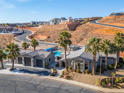 1297 W Lions Head Dr