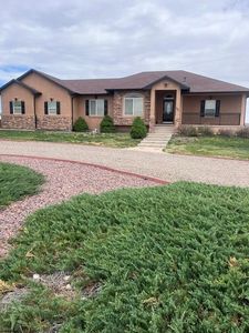 777 E Woodleaf Dr