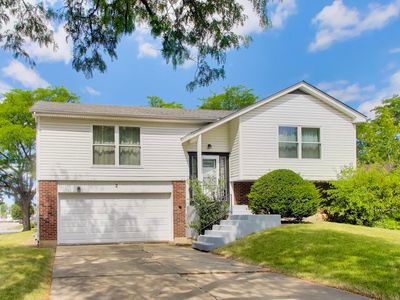 2 Oakmont Ct