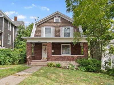 162 Oak St
