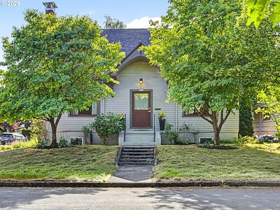 5241 SE 45th Ave