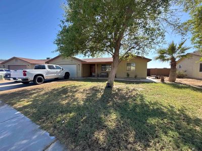 2694 S Laramie Way