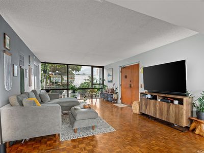 1114 Punahou St APT 4B