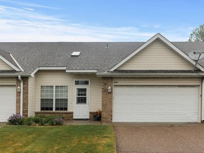 239 Appleblossom Ln E