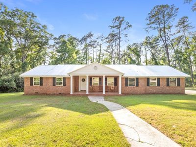 1637 N Jefferson Hwy