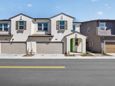 27 W Pomona Pl