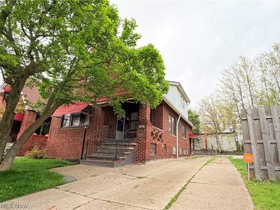 895 Rondel Rd
