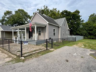 121 N Embree St