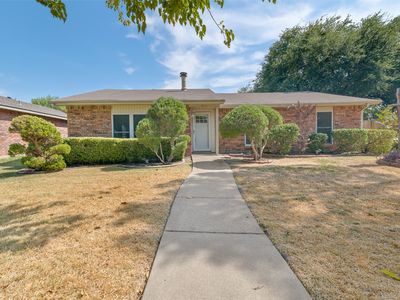 1418 Paris Dr