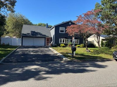 76 Corbin Avenue