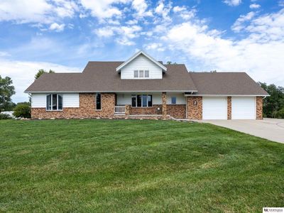 15456 Reagan Dr
