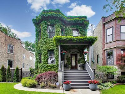 1331 W Norwood St