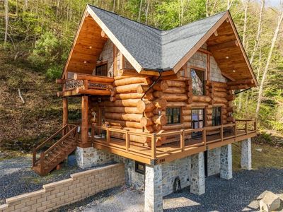 298 Riverwood Lane