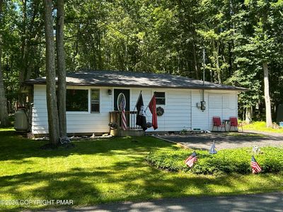 32 Hickory Hills Dr