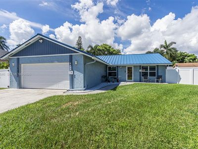 4539 SW 28th Way