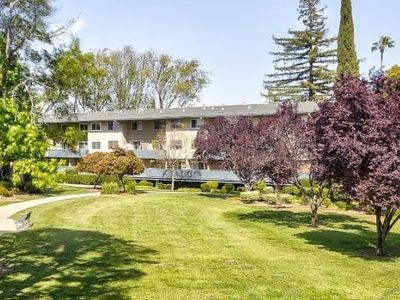 7150 Rainbow Dr APT 42