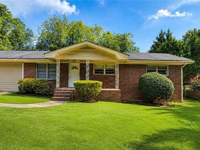 1156 E Fayetteville Rd