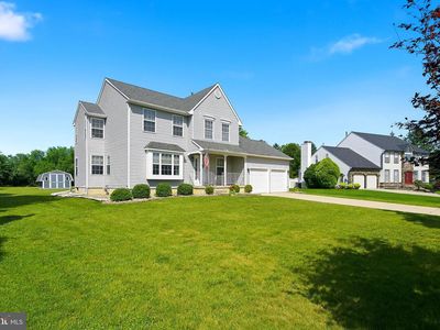 7 Olmsted Dr