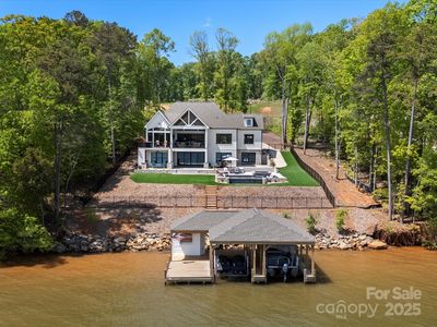 8044 Edgewater Dr #100