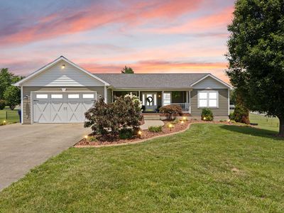 135 Cloverfield Dr