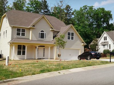 1605 Sassafras Hill St