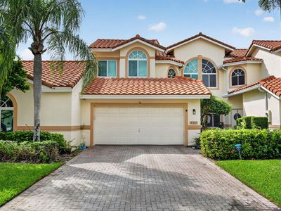 457 W PALM AIRE Drive
