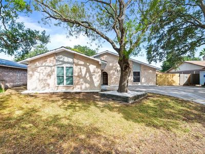 1806 Brazos Dr