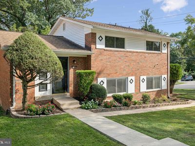 9801 Arbor Hill Dr