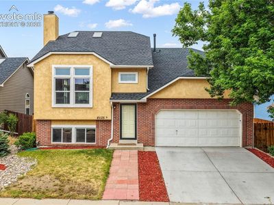 8525 Sassafras Dr