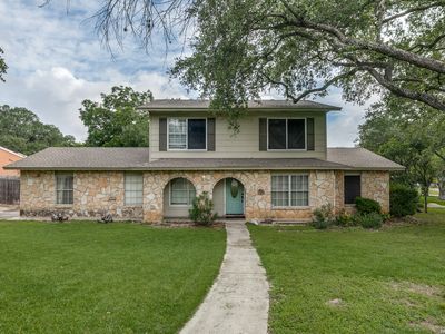 14307 Parkhurst