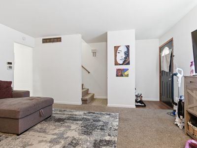 805 S Fairview Rd
