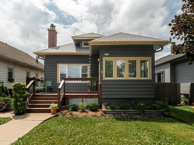 1015 S 76th STREET