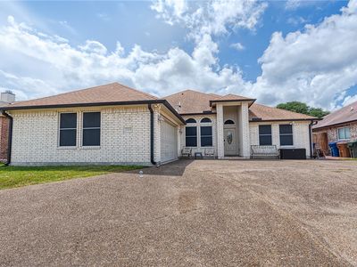 2525 Twine Dr